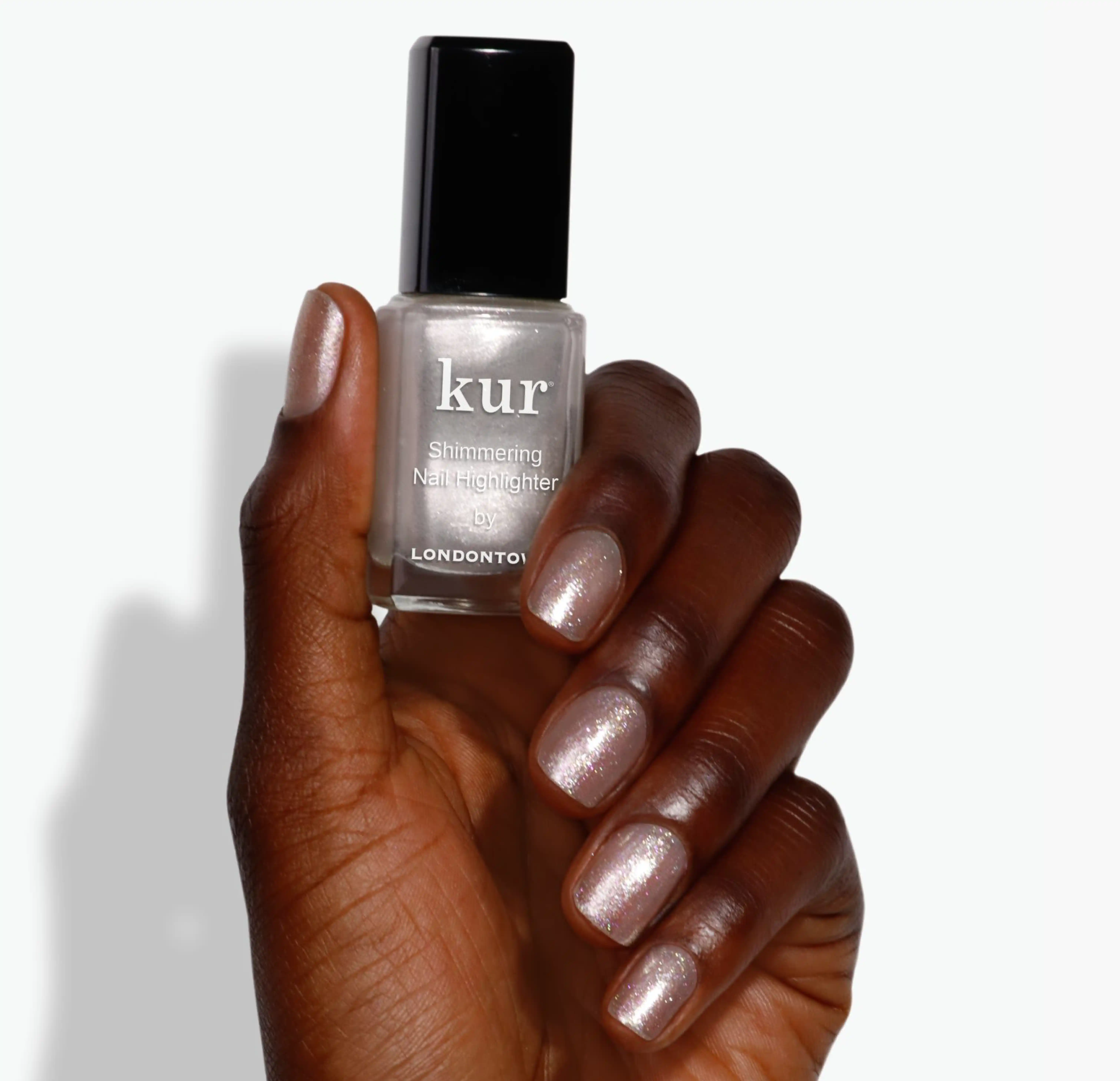 kur Shimmering Nail Highlighters Mirror Ball / kur Мерцающий хайлайтер для ногтей Диско-шар, 12 мл